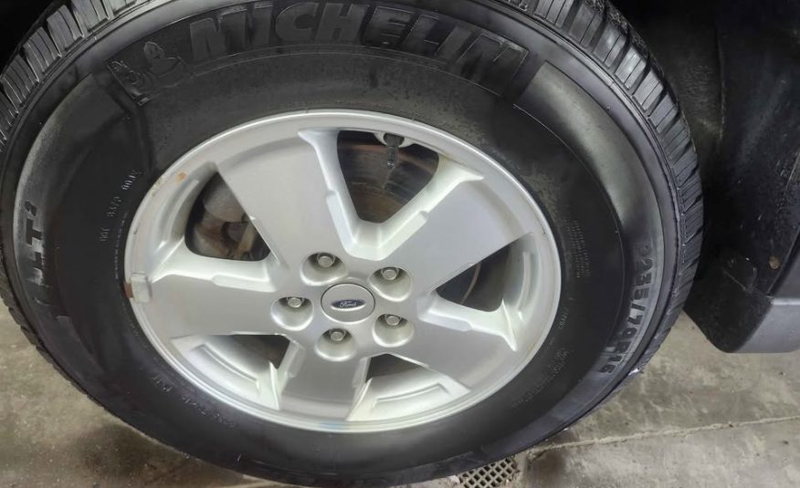 2011 FORD ESCAPE