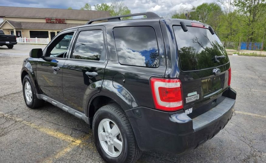 2011 FORD ESCAPE