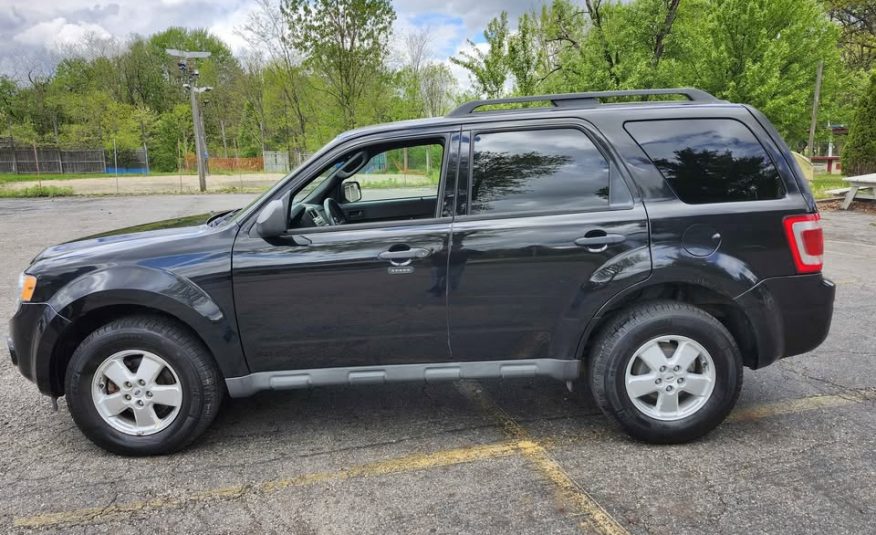 2011 FORD ESCAPE