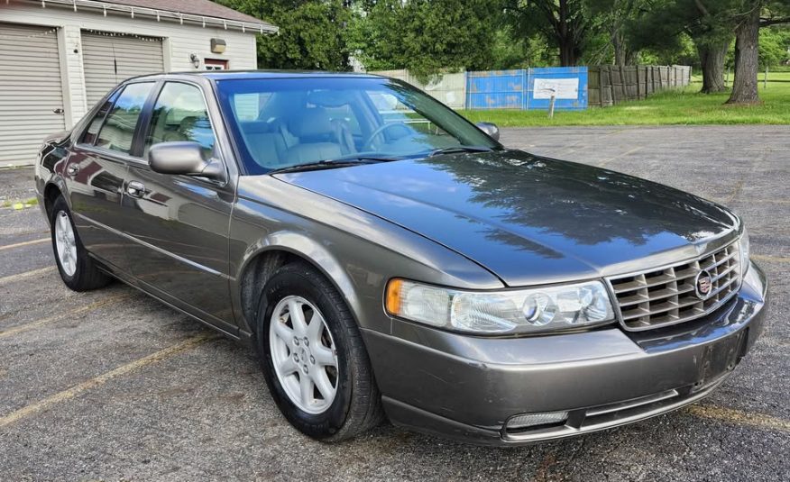2003 CADILLAS SEVILLE 90K MILES