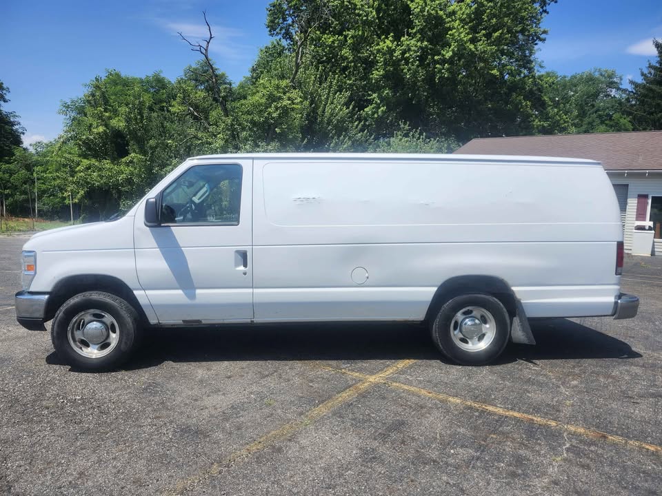 2014 FORD E250 ECONOLINE EXTENDED VAN