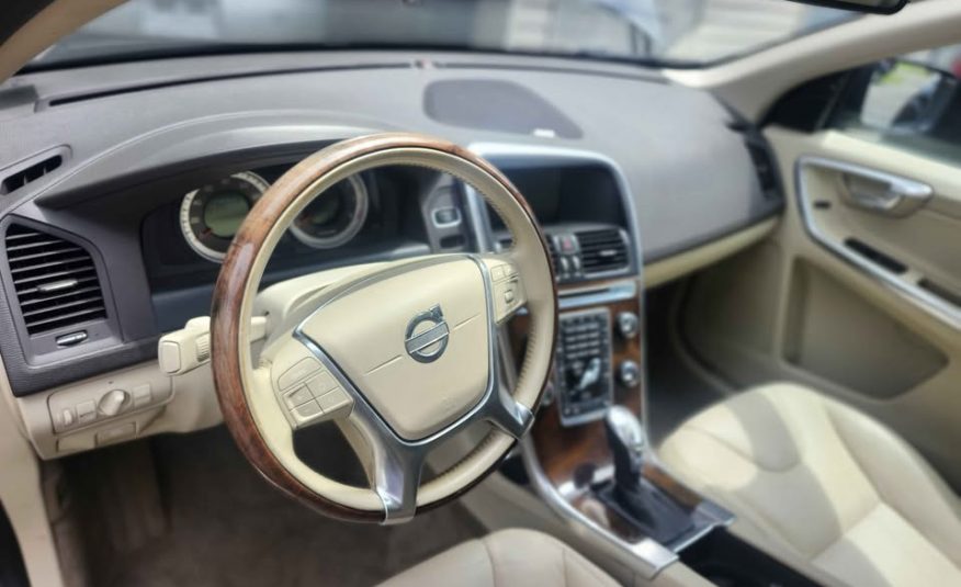 2013 VOLVO XC60 AWD