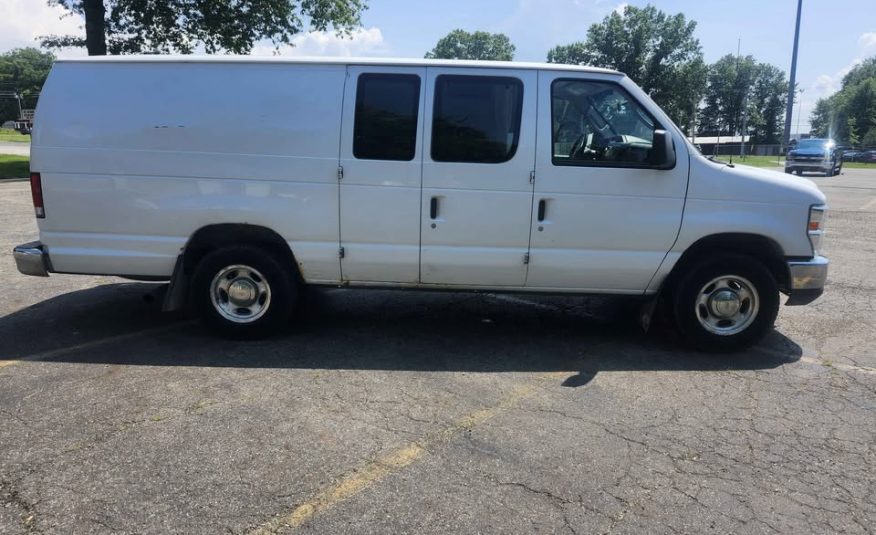 2014 FORD E250 ECONOLINE EXTENDED VAN